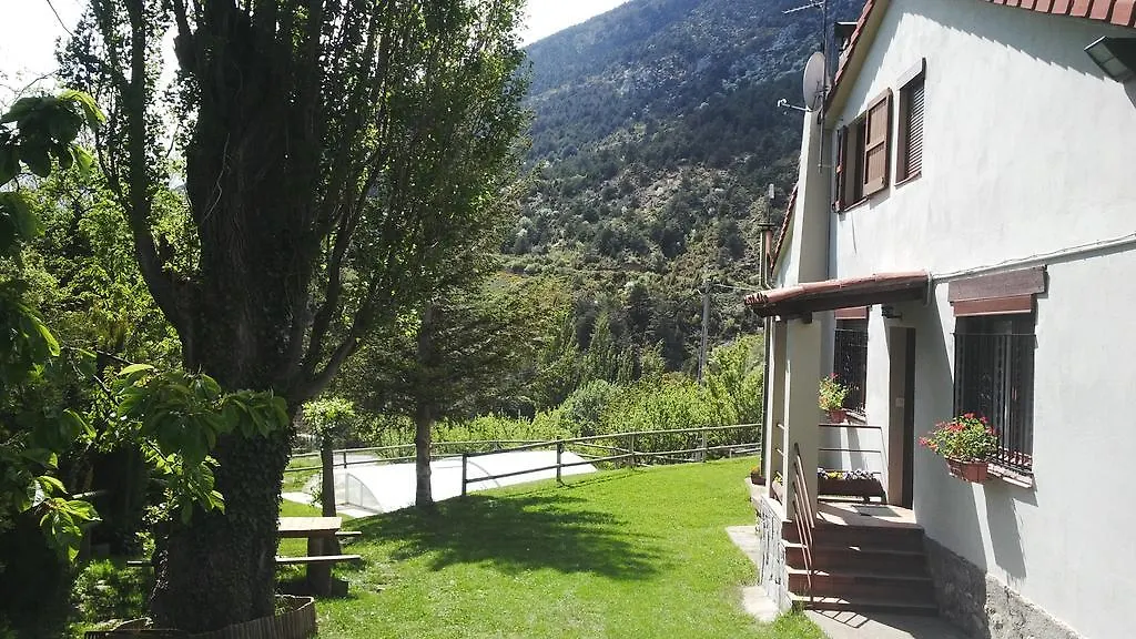 Country house Cal Pastor Guest House Oden
